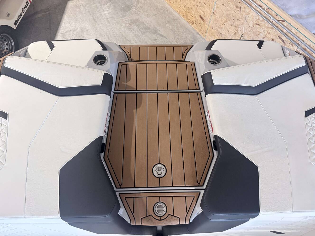 A photo of this 2026 Nautique GS24