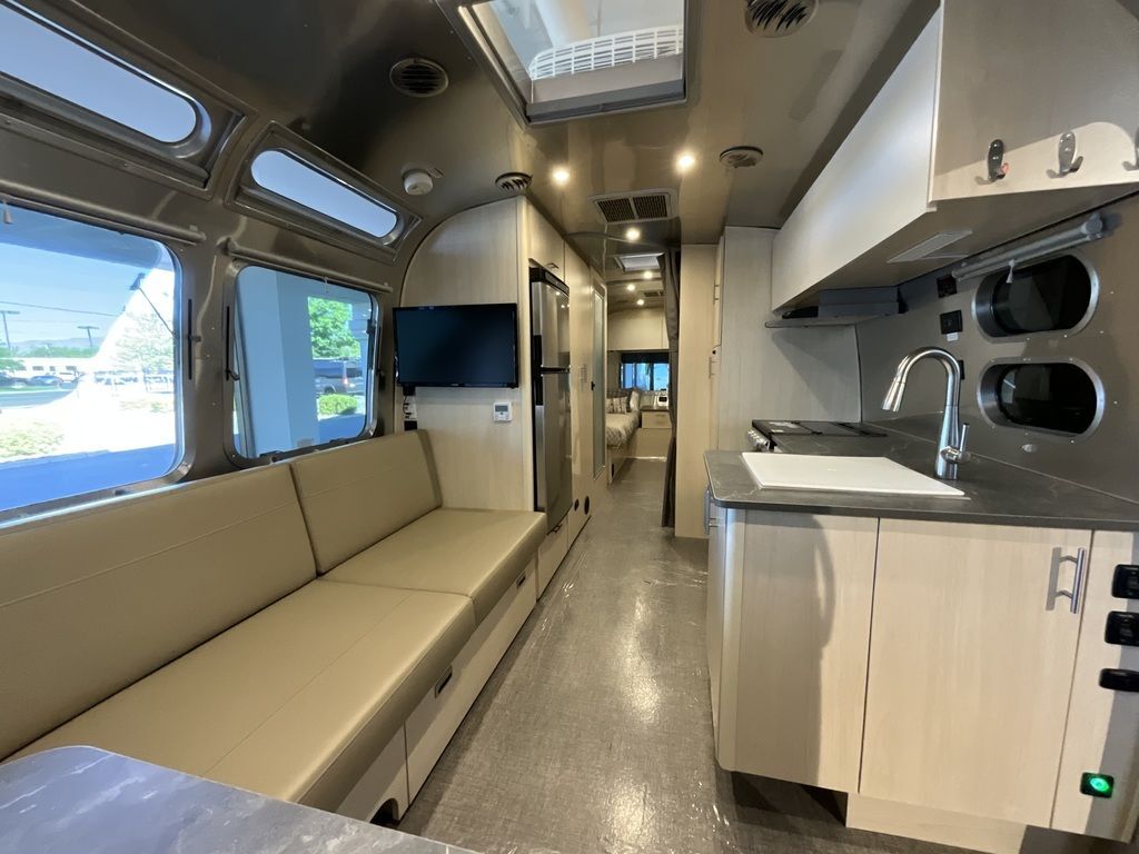 2024 Airstream Flying Cloud 27FB in reno NV