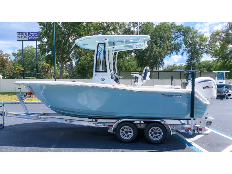 2026 Tidewater 220LXF