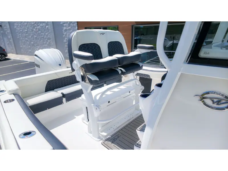 2026 Tidewater 220LXF