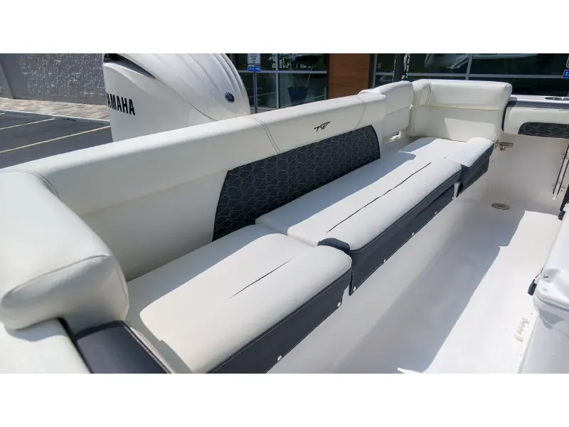 2026 Tidewater 220LXF