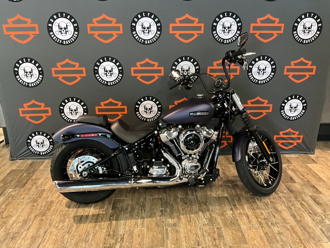 2025 Harley-Davidson Street Bob in Winterville, NC