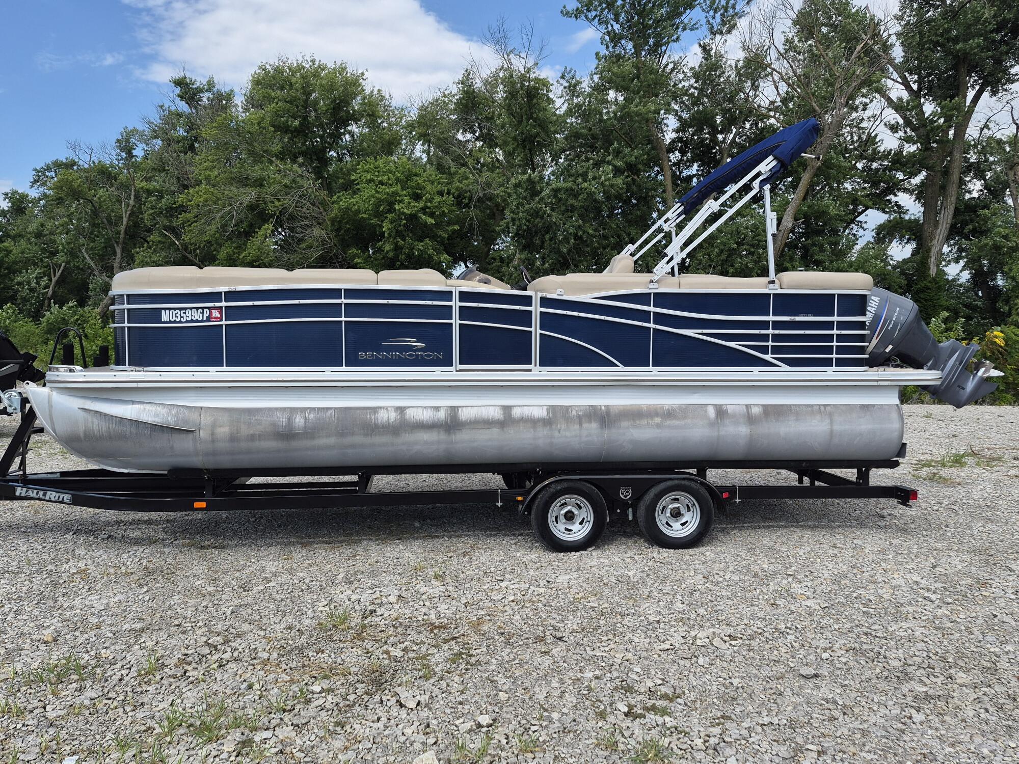 2011 Bennington 2275 RLI in smithville MO