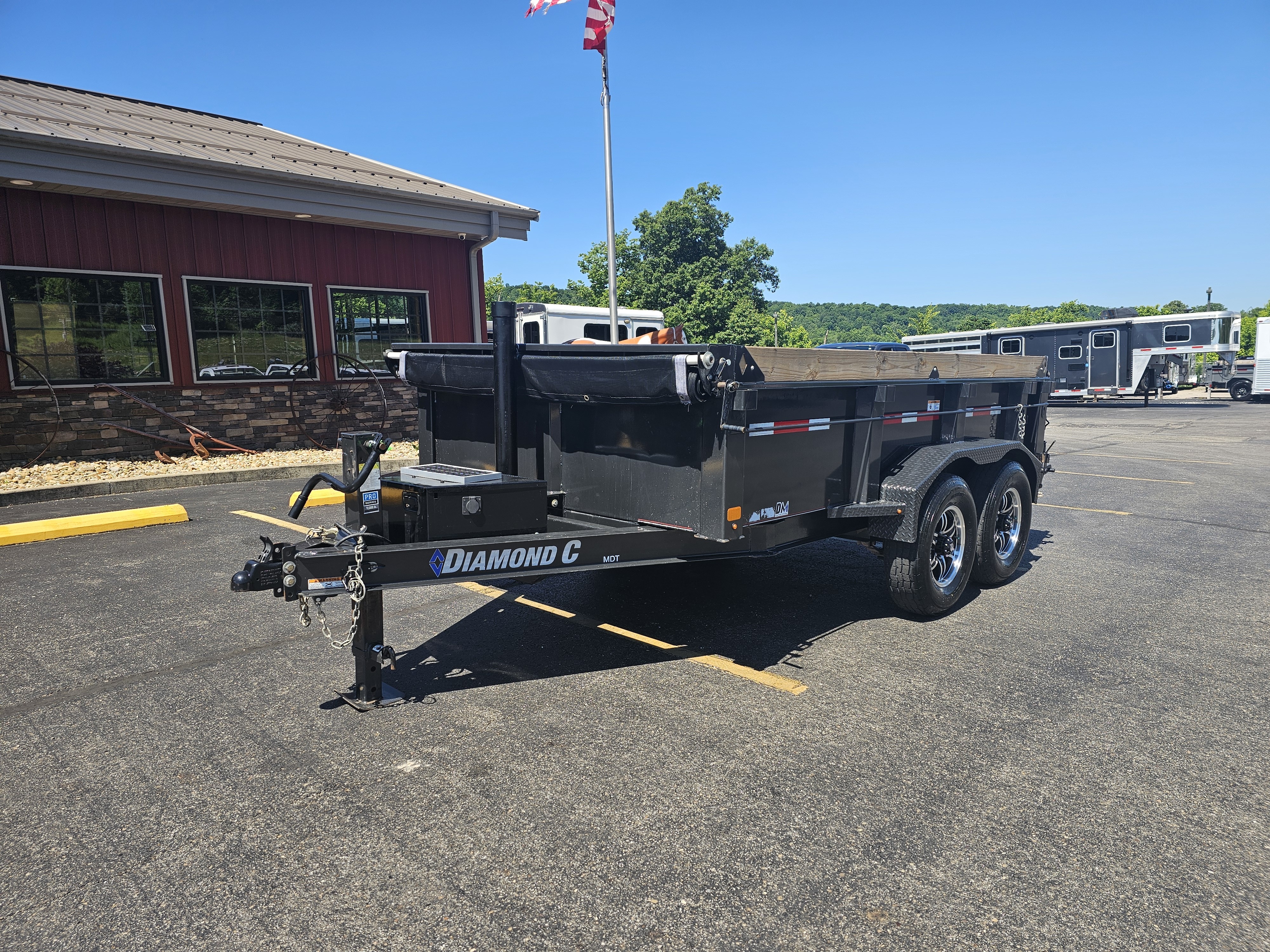 2022 Diamond C 12' Telescopic Dump in Athens, OH