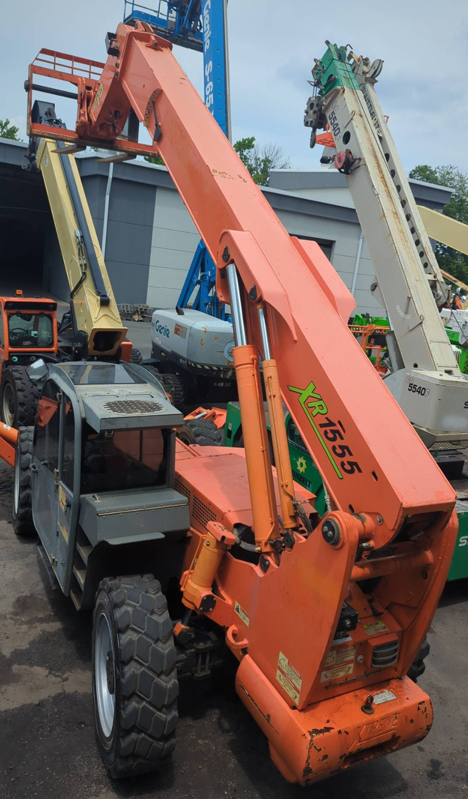 2020 Xtreme Reach XR1555 in Bristol, PA