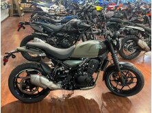 Royal Enfield Debuts Guerrilla 450 Apex image