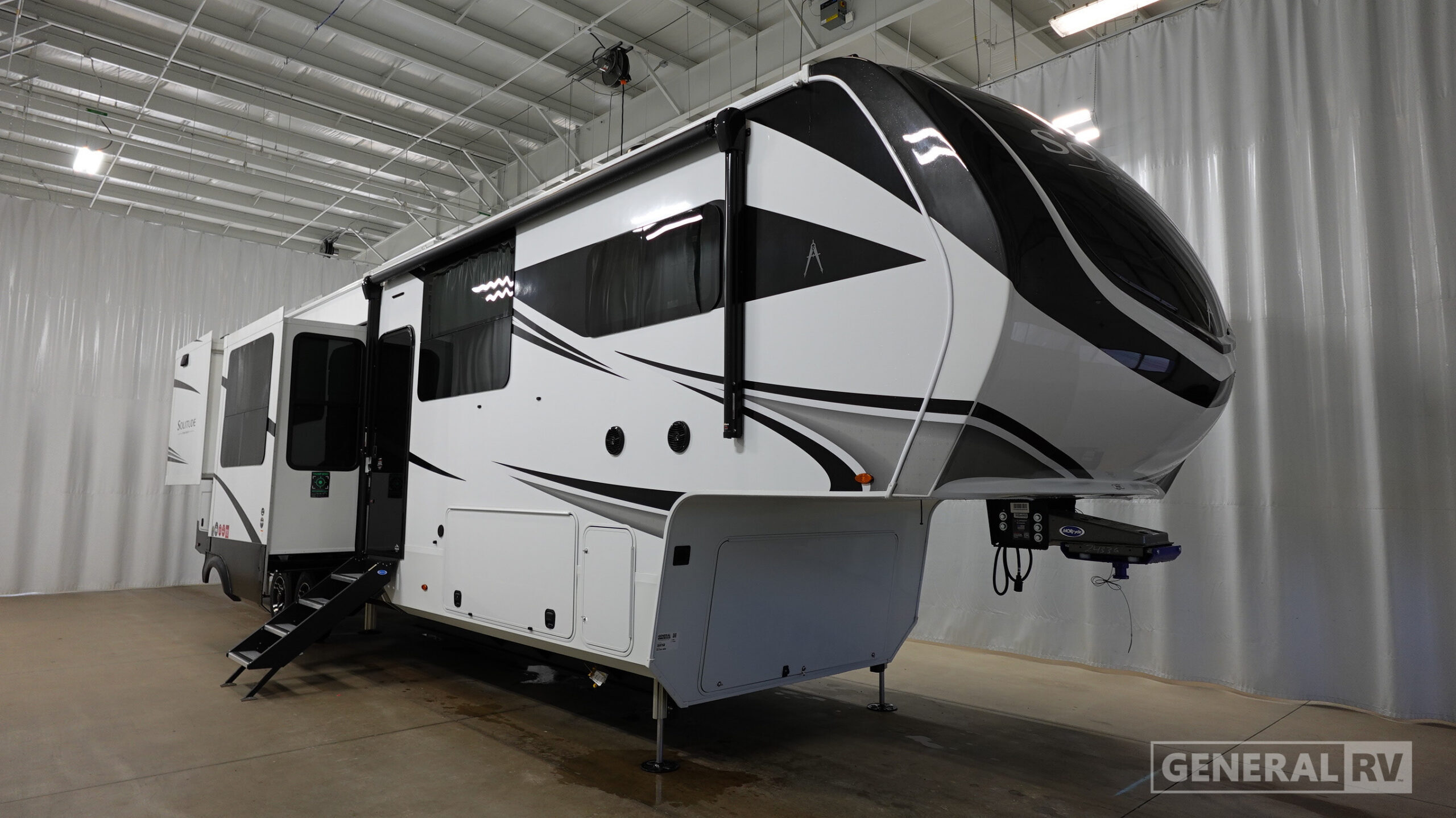 2027 Grand Design SOLITUDE 390RK RV