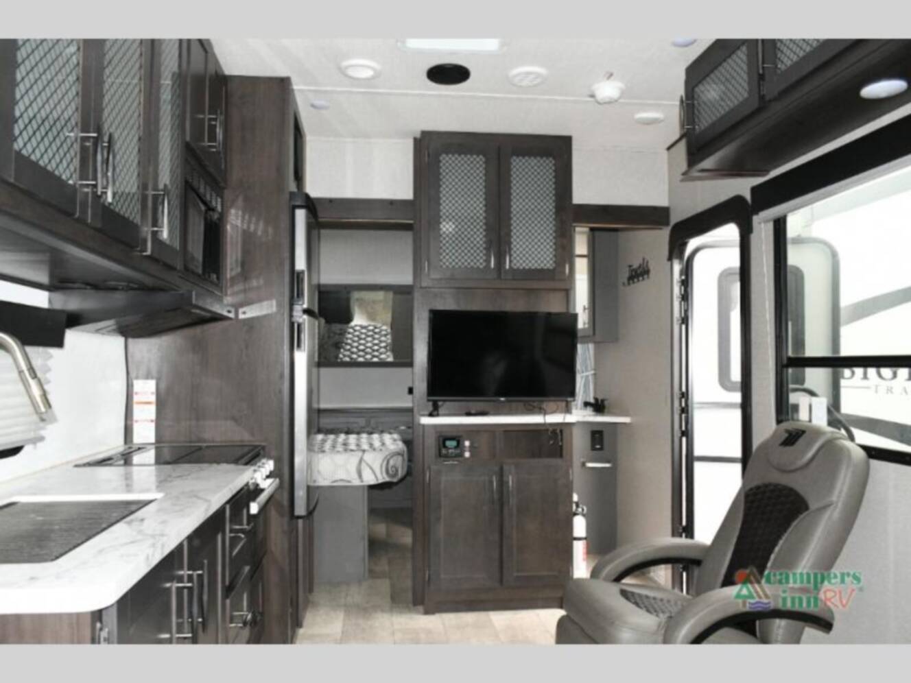 A photo of this 2023 Grand Design Momentum 21G