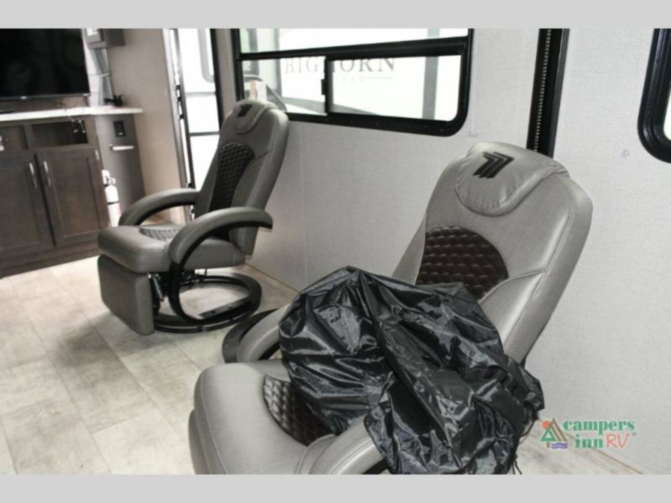 A photo of this 2023 Grand Design Momentum 21G