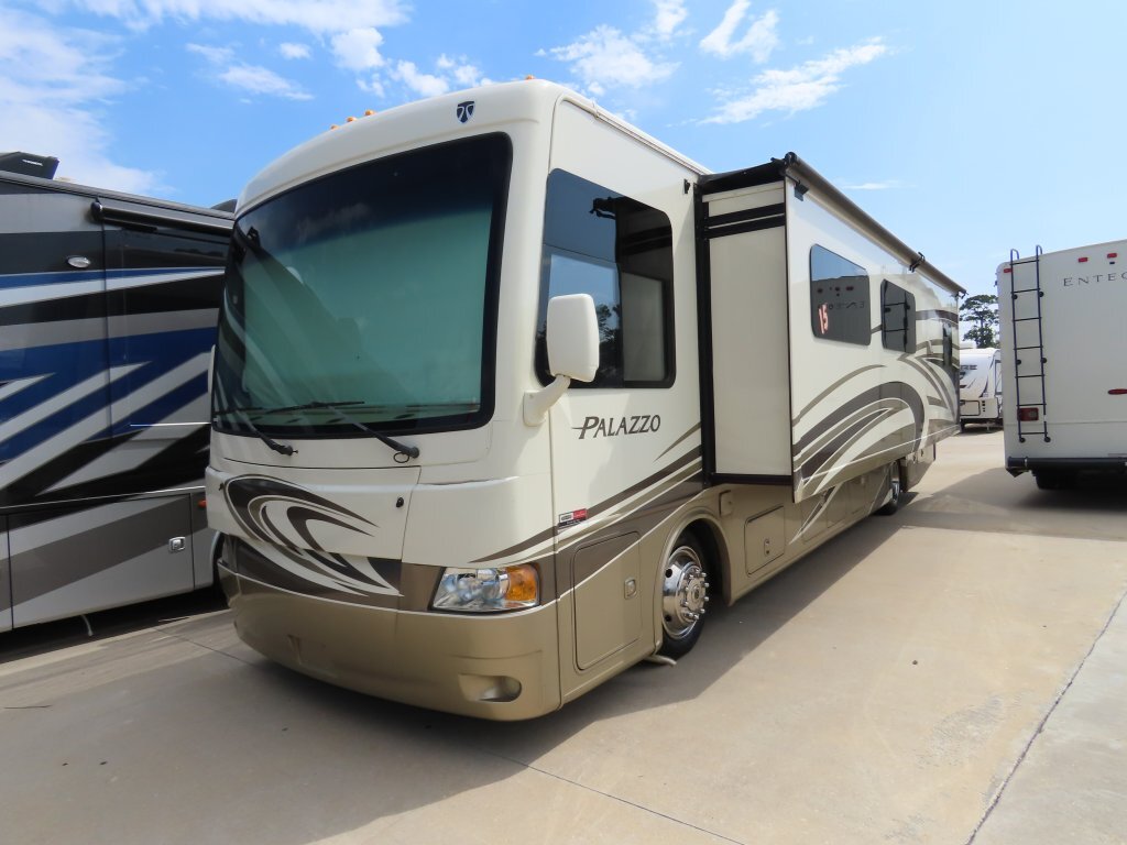 2015 Thor Motor Coach PALAZZO 36.1 in spring TX