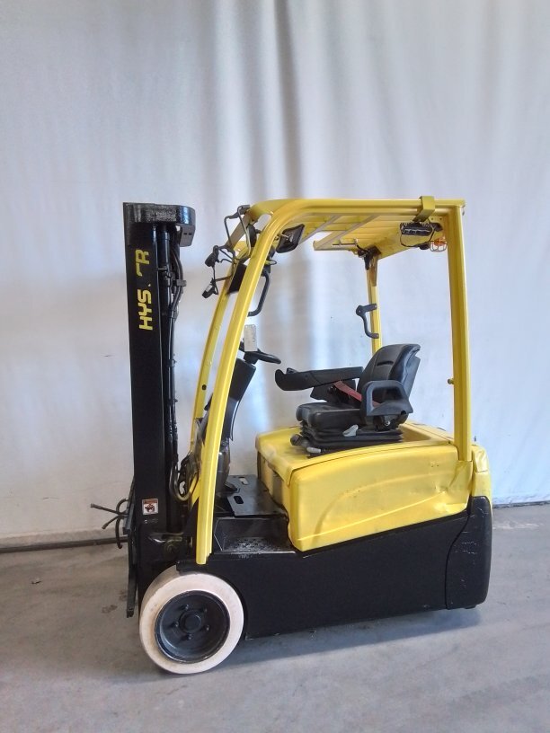 2018 Hyster J40XNT in Pineville, NC