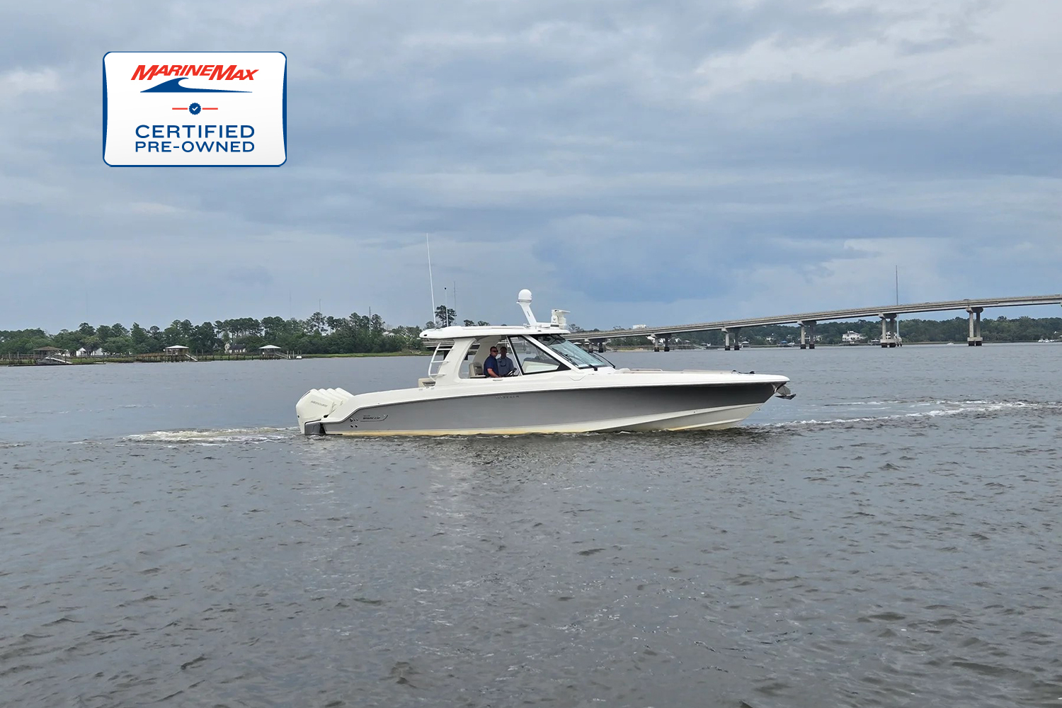 2022 Boston Whaler 380 Realm in charleston SC