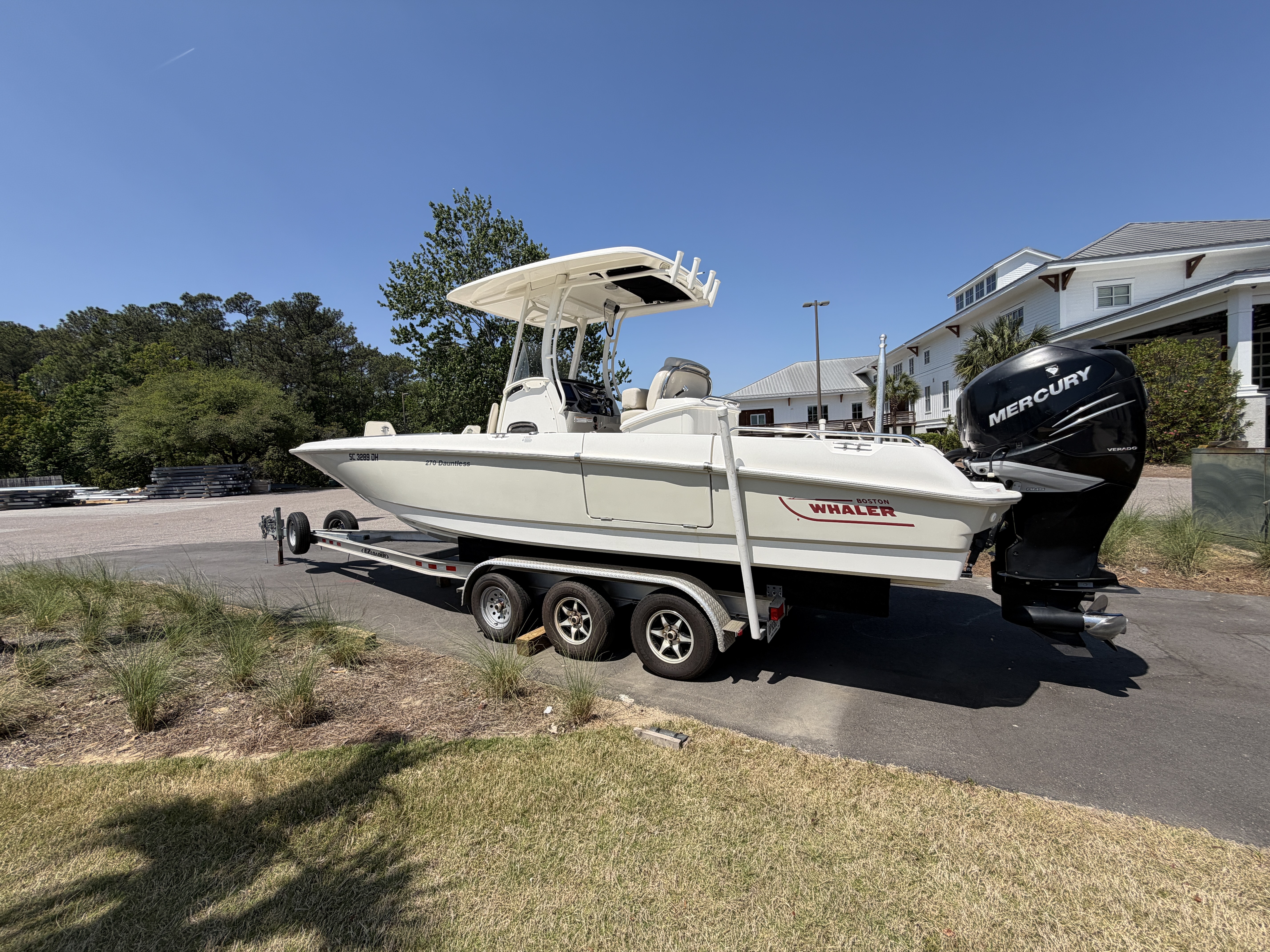 2017 Boston Whaler 270 DAUNTLESS in charleston SC