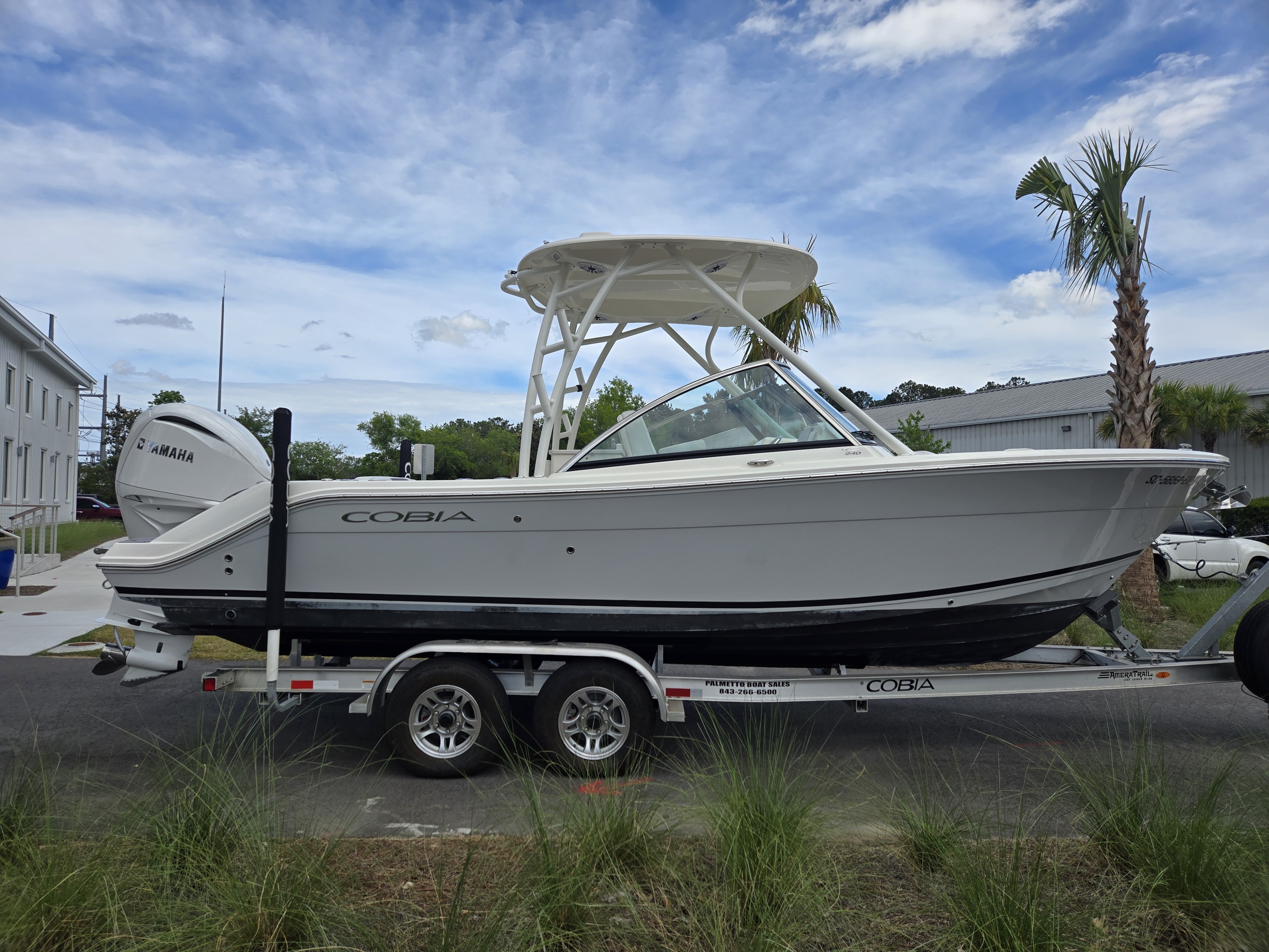 2023 Cobia 240 DUAL CONSOLE in charleston SC