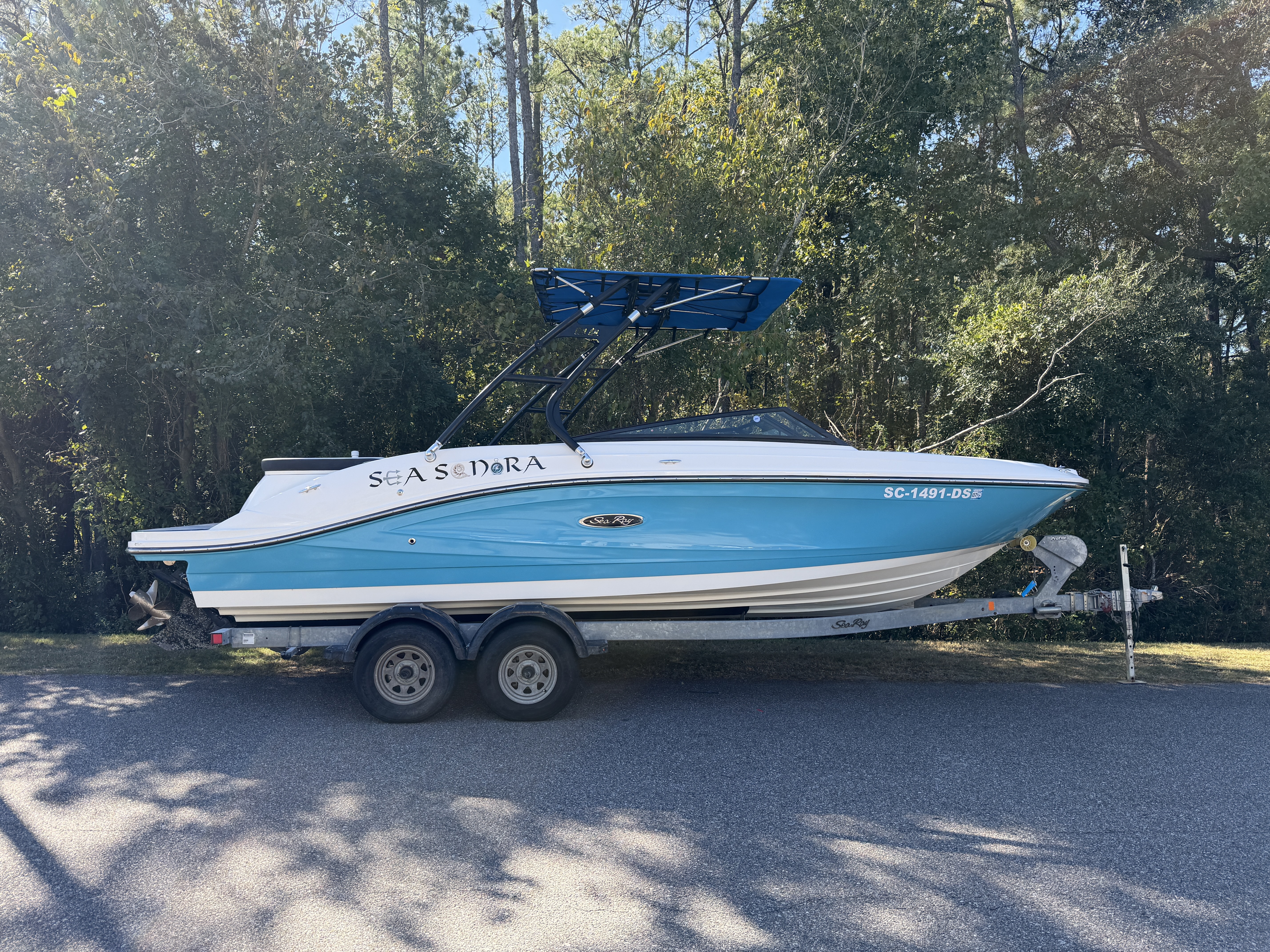 2022 Sea Ray 23 SPX 230 OUTBOARD in charleston SC