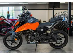 2024 KTM Duke 250