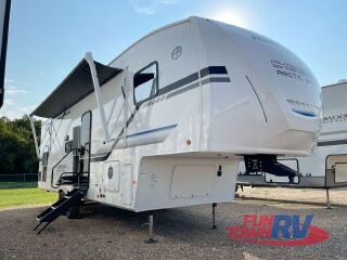 2026 FOREST RIVER CHEROKEE ARCTIC WOLF 285OPT