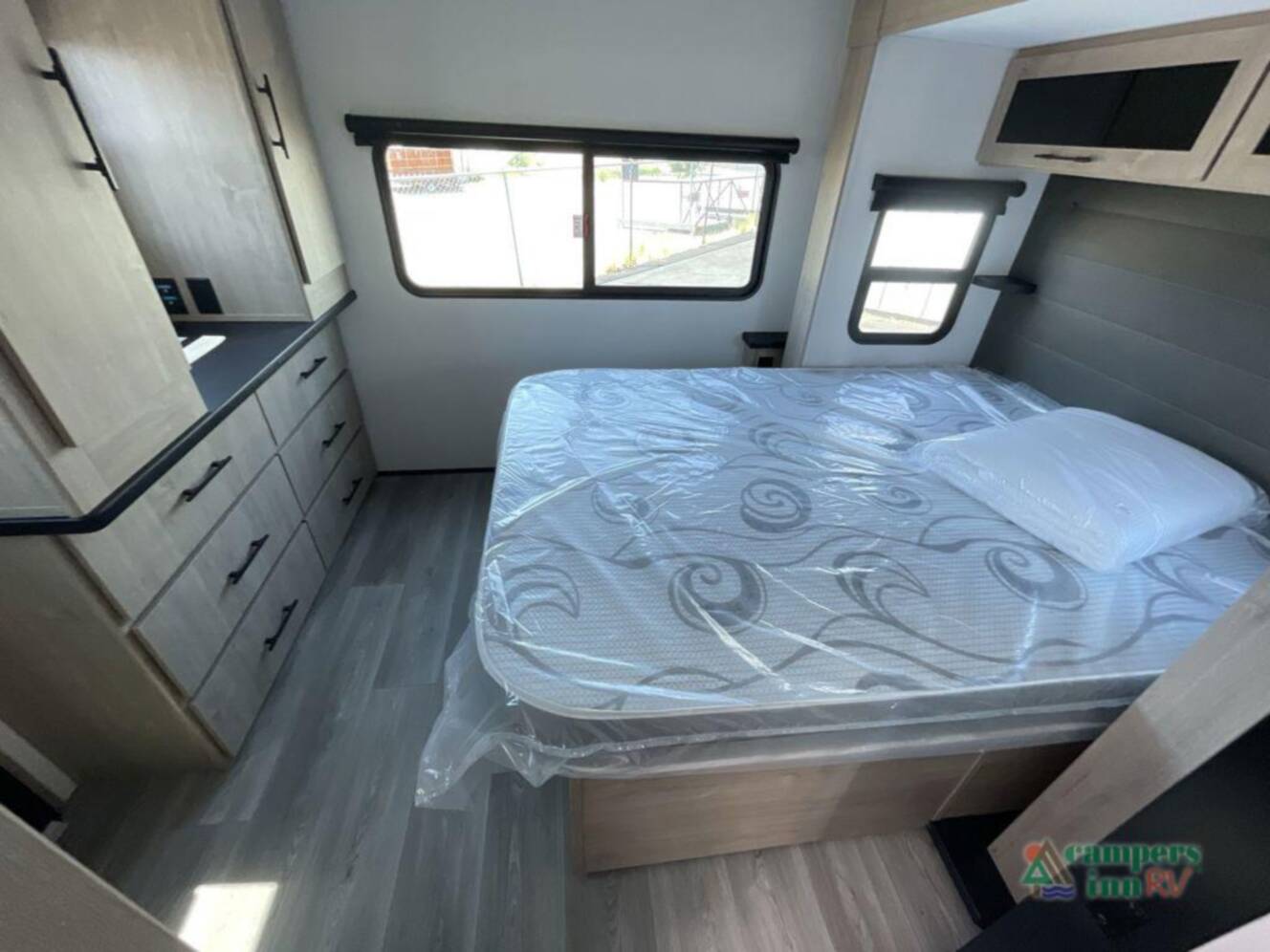 A photo of this 2026 Grand Design Imagine 2920BS