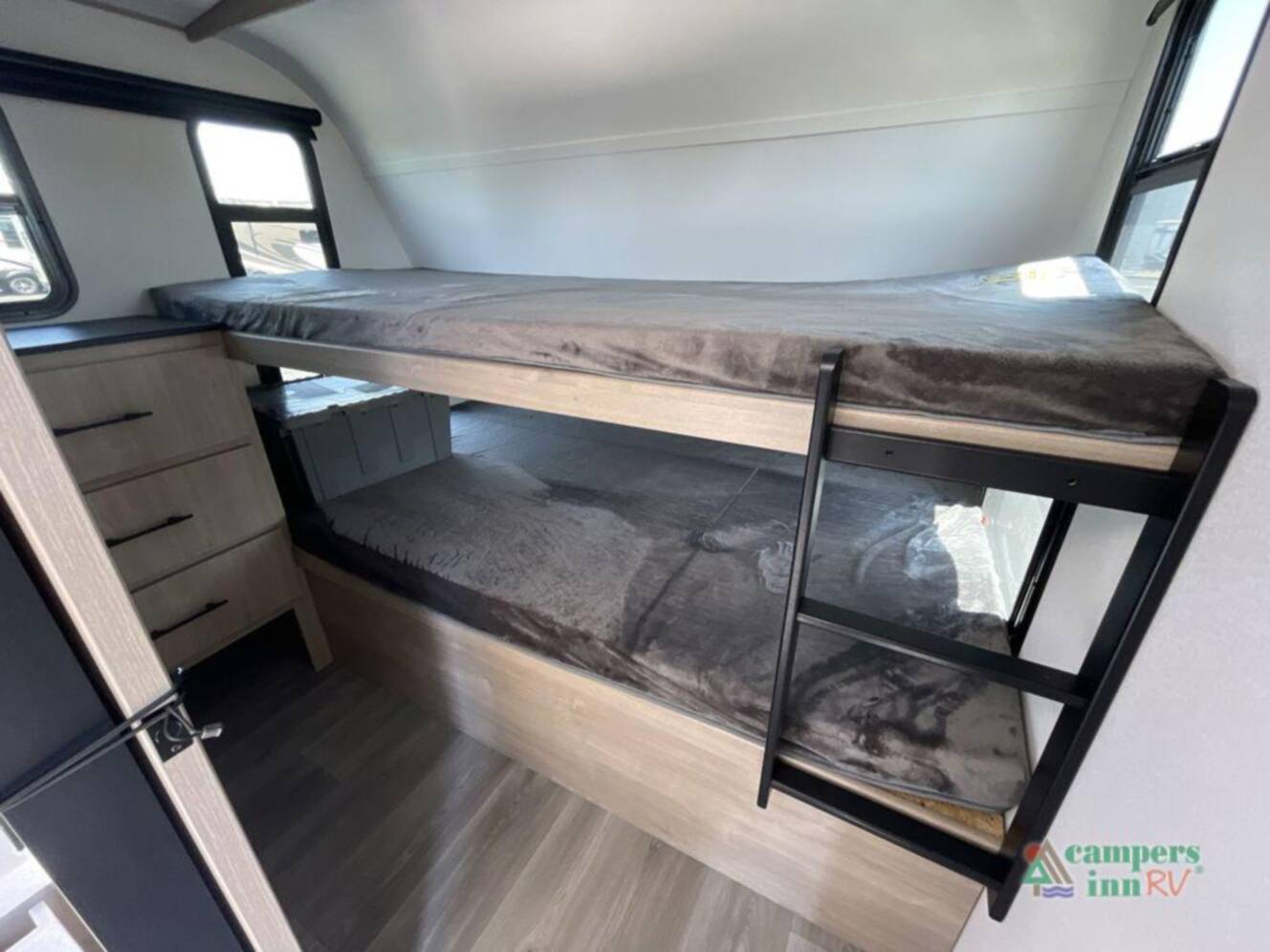 A photo of this 2026 Grand Design Imagine 2920BS
