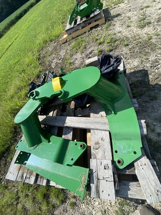2021 John Deere 5E-520M LOADER FRAMES in Zanesville, OH