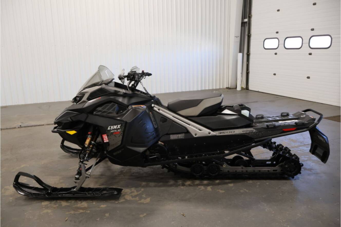 A photo of this 2026 Lynx 850 Rave RE TBO R IR XT 1.5 SHOT 10.25
