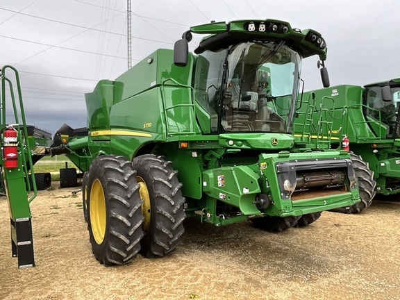 2023 John Deere S770 in Montfort, WI
