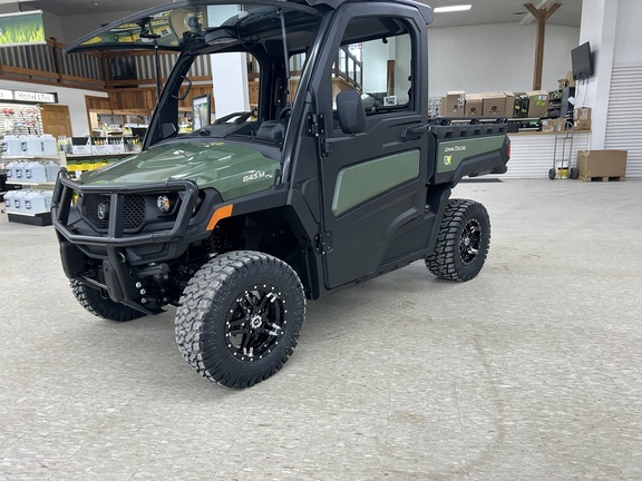 2026 John Deere XUV 845M HVAC Cab in Millersburg, OH