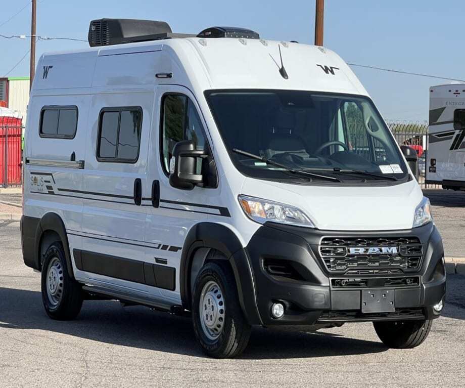 2027 Winnebago SOLIS POCKET BUT36A in tucson AZ