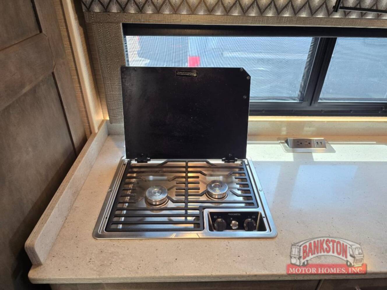 A photo of this 2023 Tiffin Motorhomes Wayfarer 25 JW