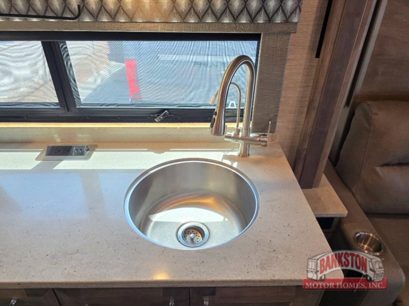 A photo of this 2023 Tiffin Motorhomes Wayfarer 25 JW
