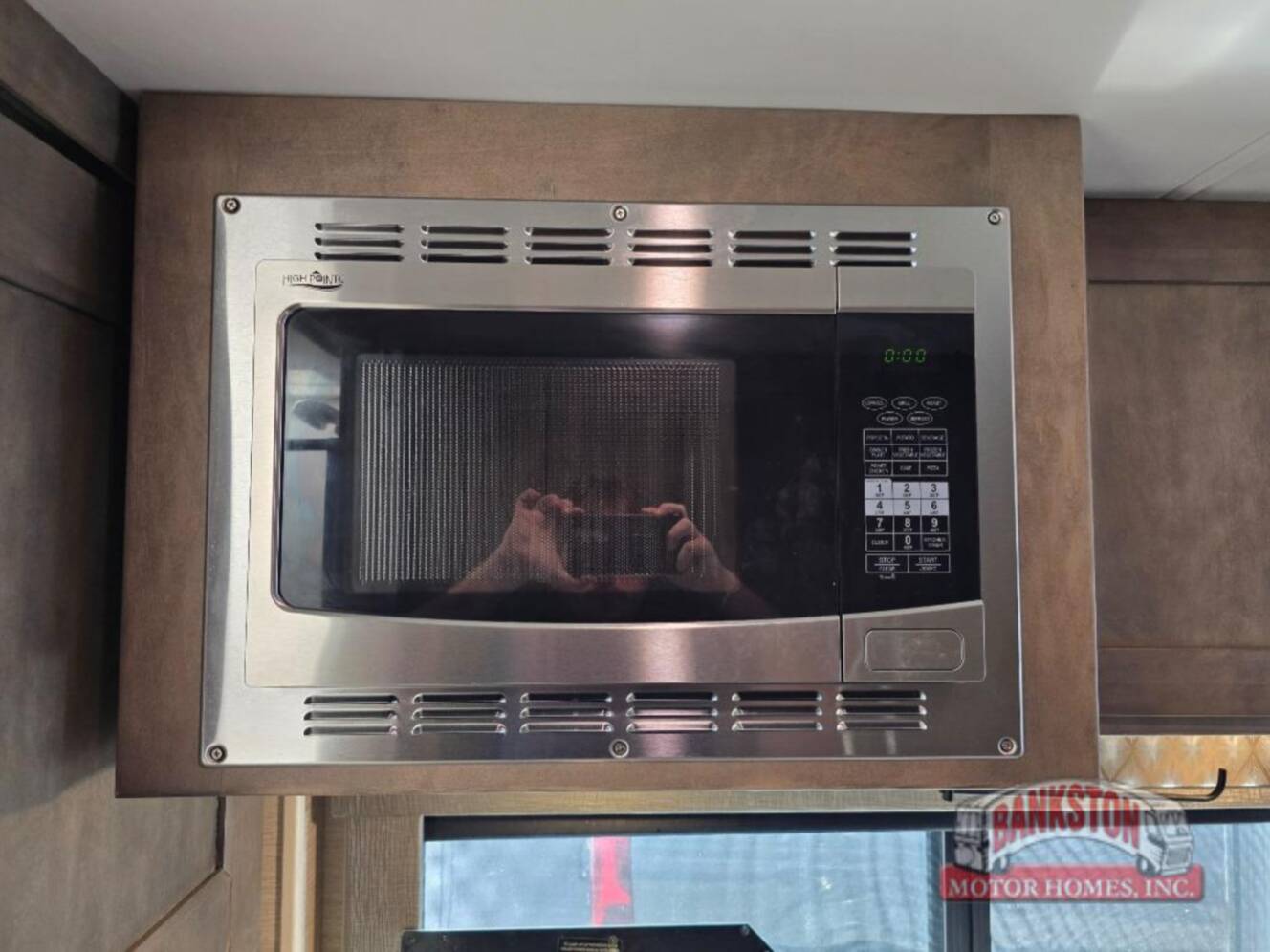 A photo of this 2023 Tiffin Motorhomes Wayfarer 25 JW