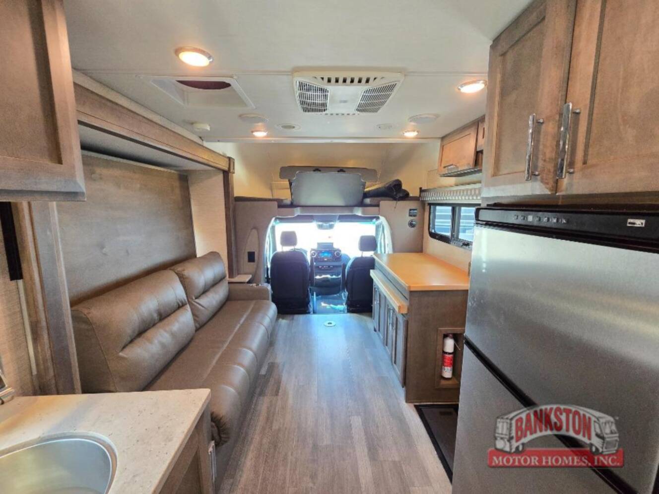 A photo of this 2023 Tiffin Motorhomes Wayfarer 25 JW
