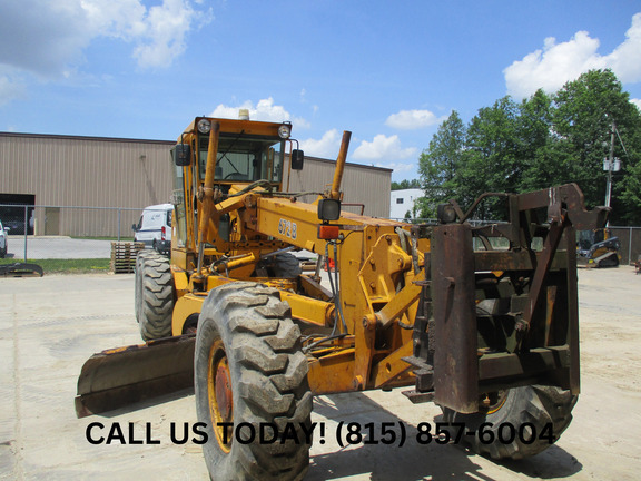 1989 John Deere 672B in Fort Wayne, IN