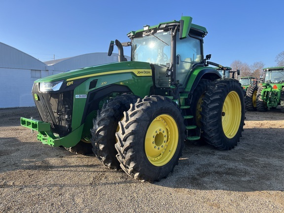 2023 John Deere 8R 370 in Virden, IL