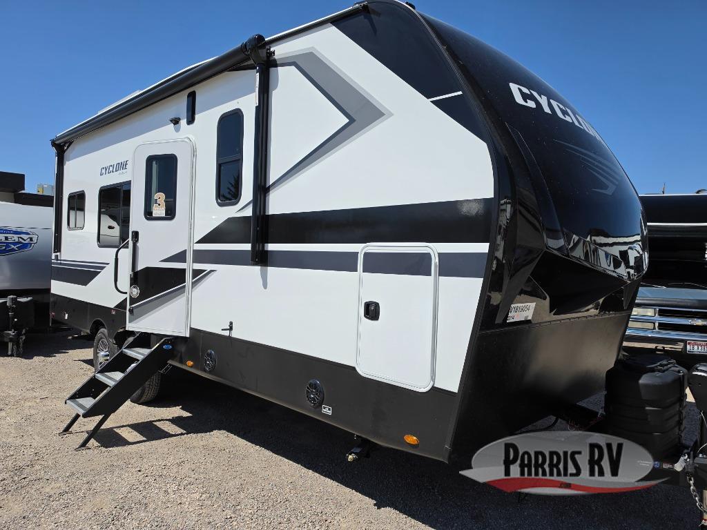 2027 Heartland Cyclone 2214 in chubbuck ID