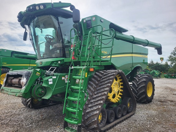 2022 John Deere S790 in Litchfield, IL