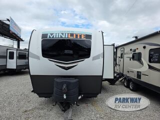 2021 FOREST RIVER ROCKWOOD MINI LITE 2507S