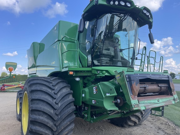 2020 John Deere S780 in Cuba City, WI