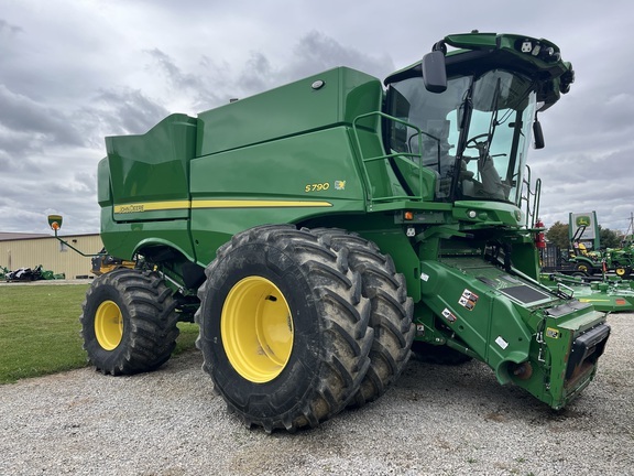 2023 John Deere S790 in Mansfield, OH