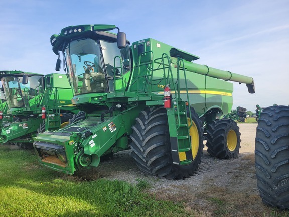 2020 John Deere S790 in Assumption, IL