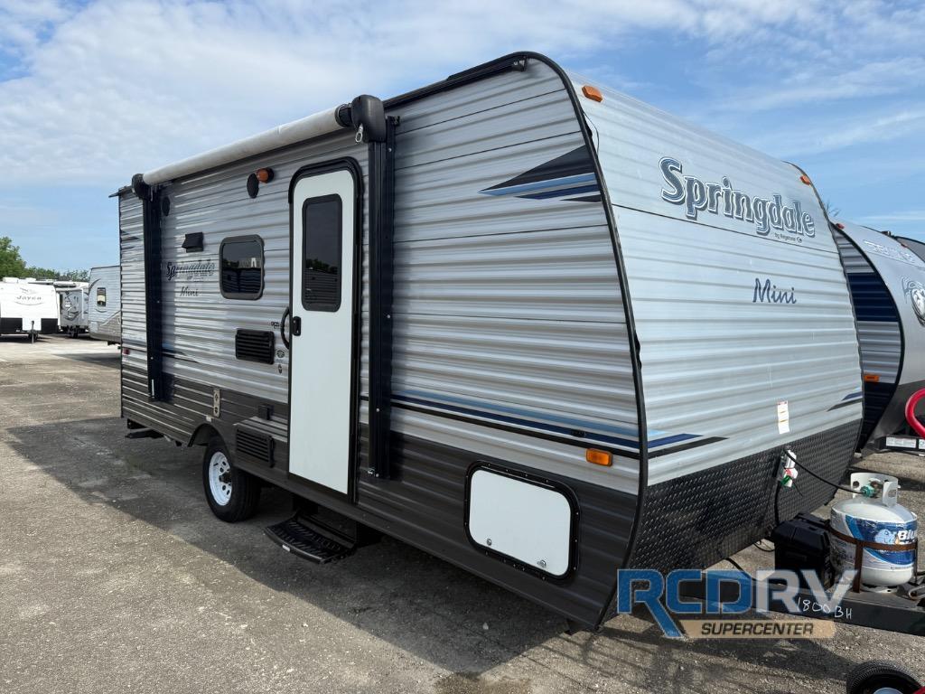2018 Keystone Rv Summerland Mini 1800BH in pataskala OH