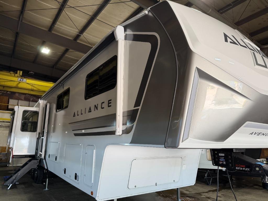 2027 Alliance Rv Avenue 39MBR in wausau WI