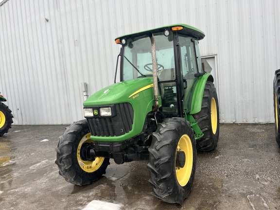 2010 John Deere 5093E in Flemingsburg, KY