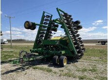 Best Used Compact Tractors for Small Farms image