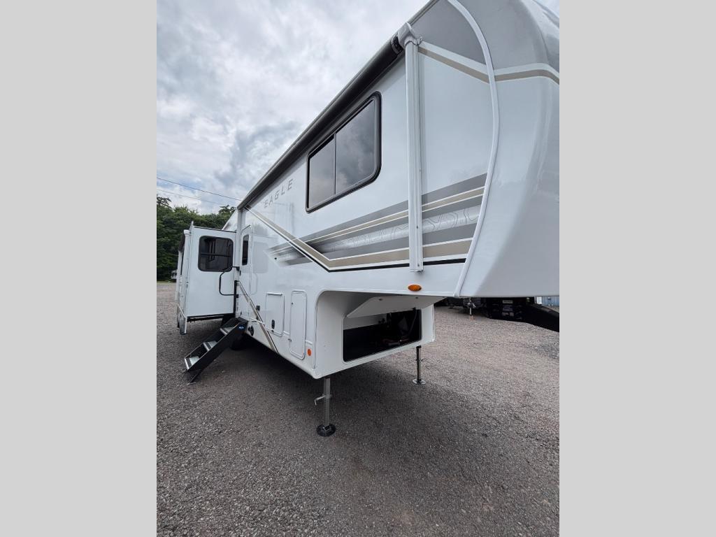 2027 Jayco Eagle 29RLC in dallas PA