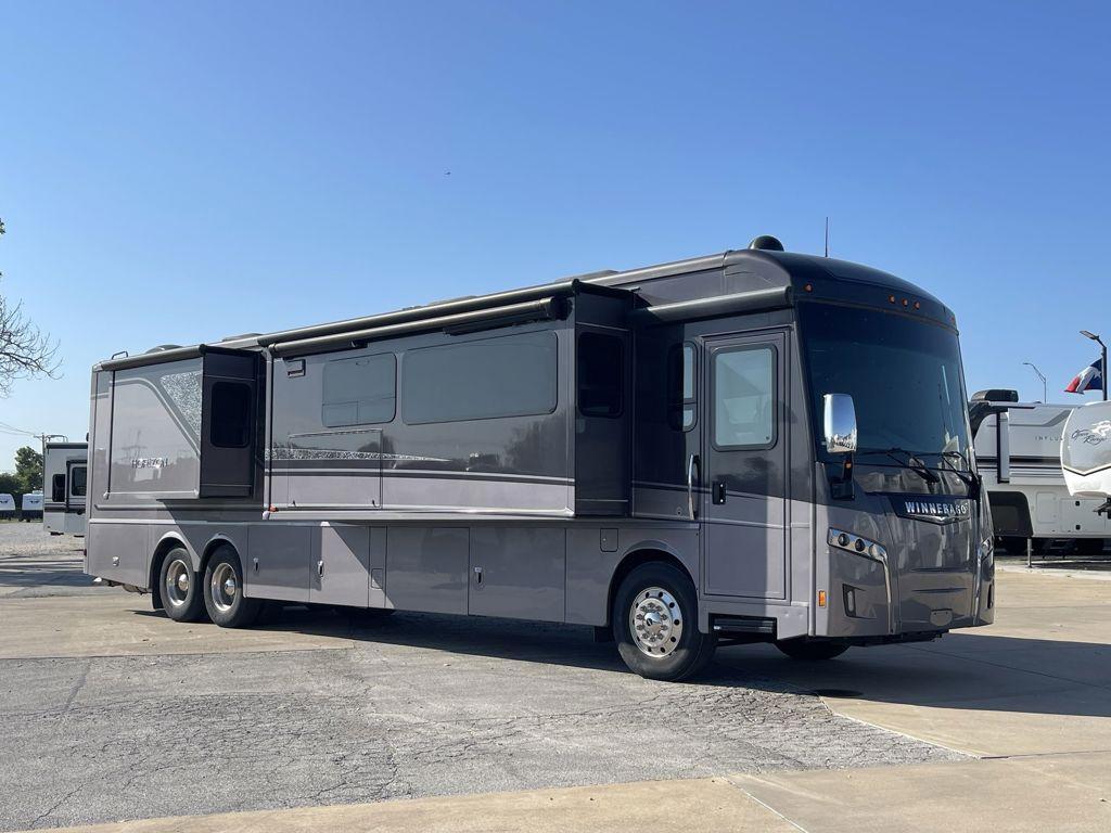 2019 Winnebago Horizon WKP42Q in corinth TX