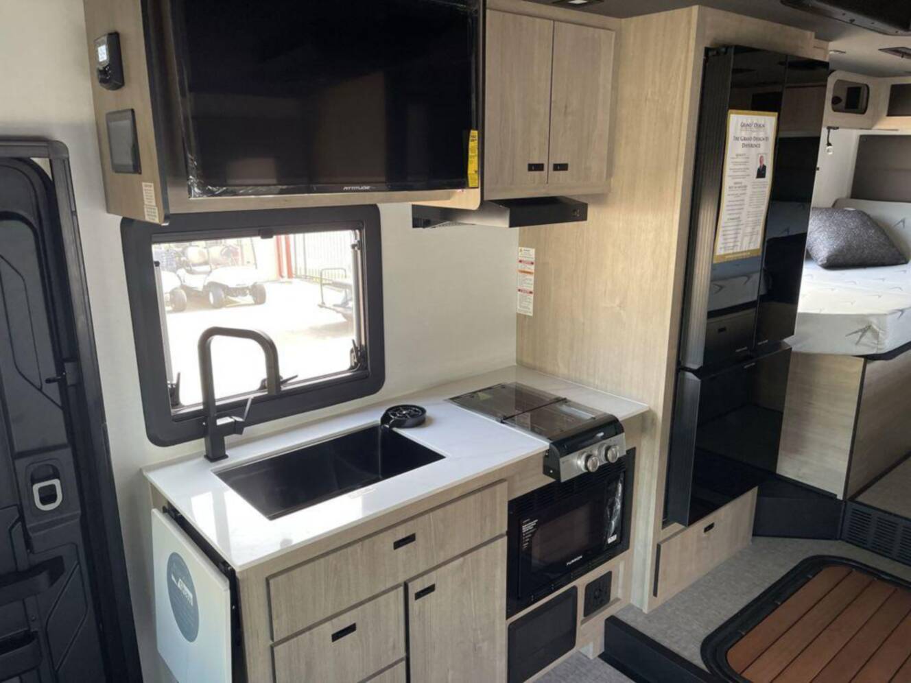 A photo of this 2027 Grand Design Lineage Series M 25TK