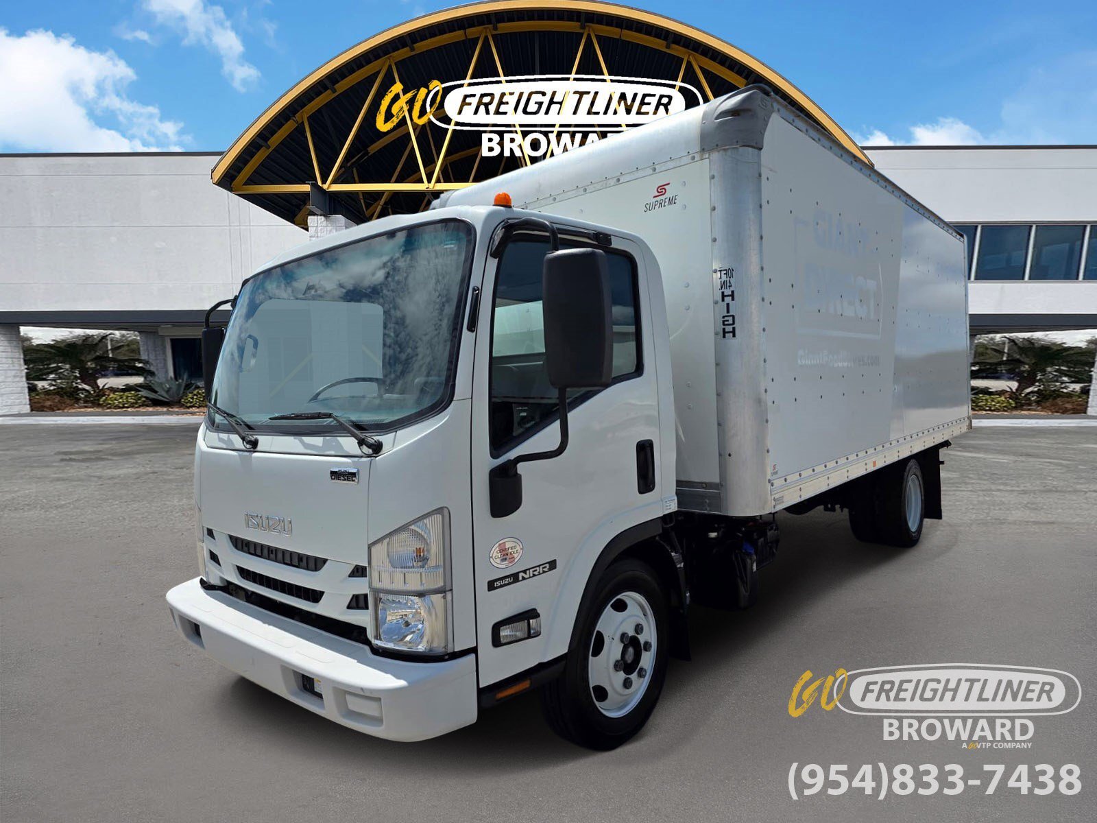 2022 ISUZU NRR in Pompano Beach, FL