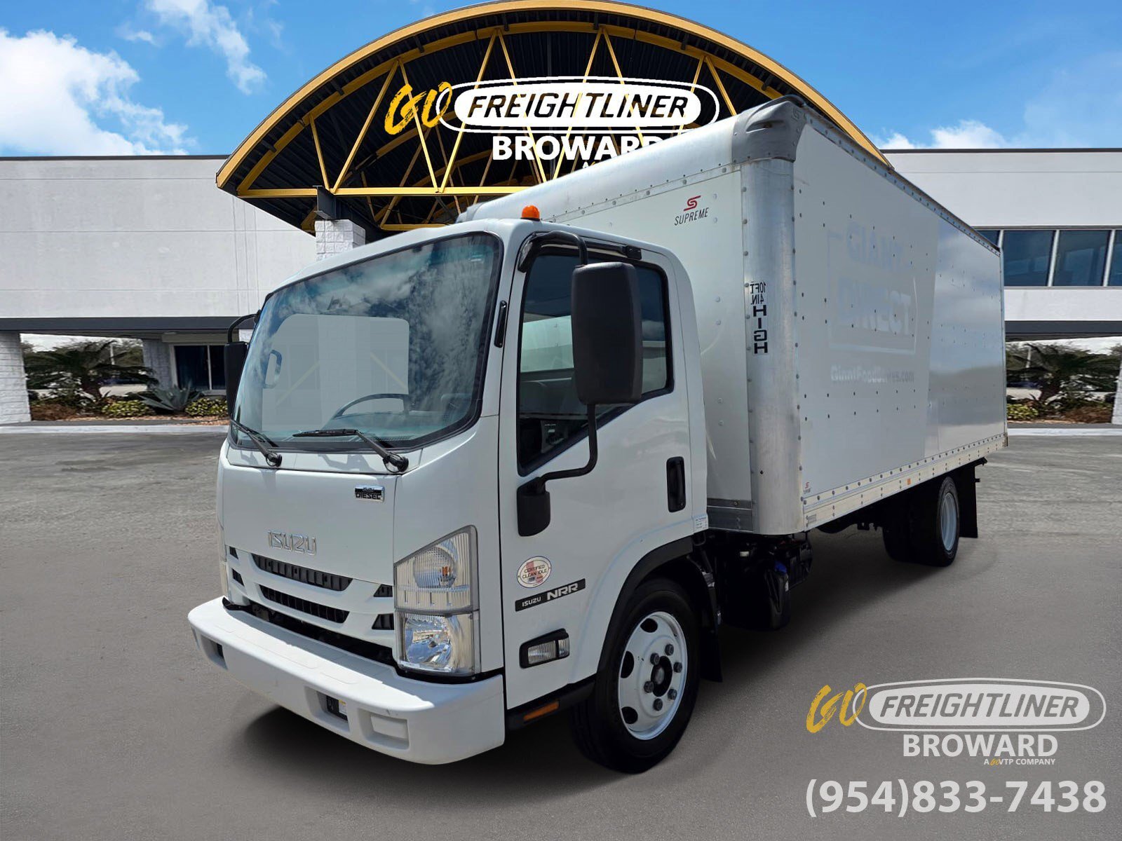 2022 ISUZU NRR in Pompano Beach, FL