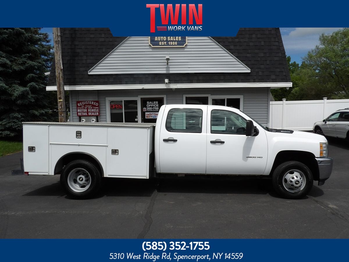 2013 CHEVROLET Silverado 3500HD 4x4 in Spencerport, NY
